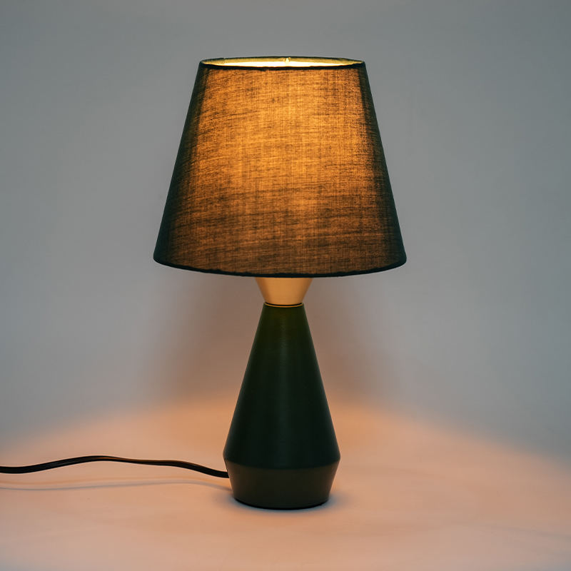 Lampu Bedside Metal European Retro