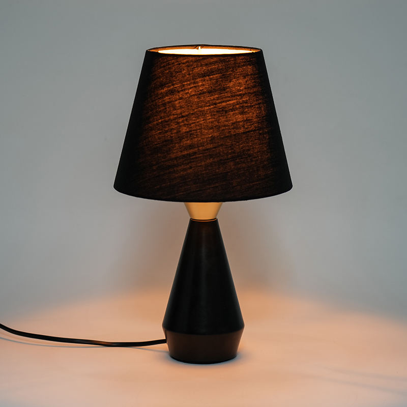 Lampu Bedside Metal European Retro