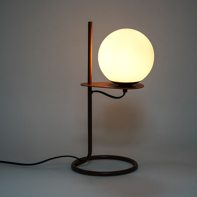 Lampu meja bola kaca mudah