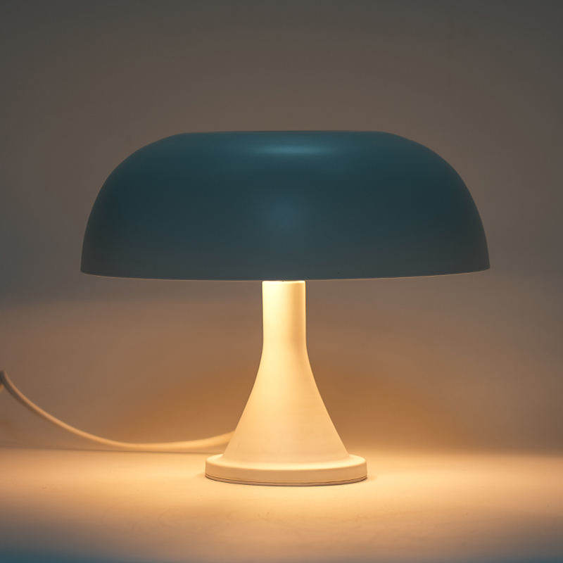 Lampu meja hiasan cendawan homestay