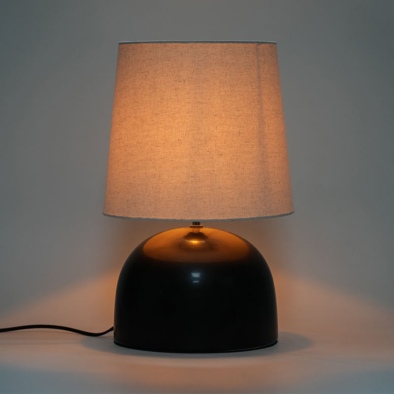 Lampu meja bawah bulat seramik yang besar